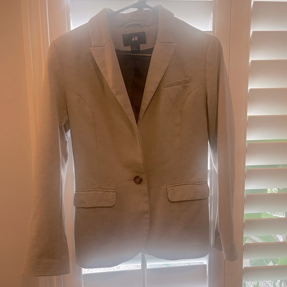 H&M Gray Blazer - Picture 4 of 8